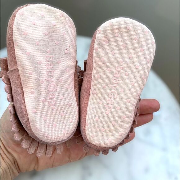 Baby Gap Pink Suede Crib Shoes 6-12 Months - Picture 9 of 13